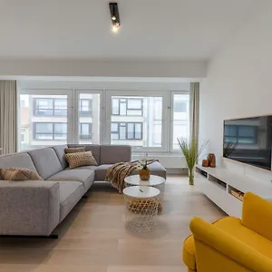recently-renovated-luxurious-apartment-nearby-the-beach.bruges-hotels.info/